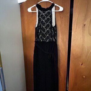 Sleek, formal pant suite